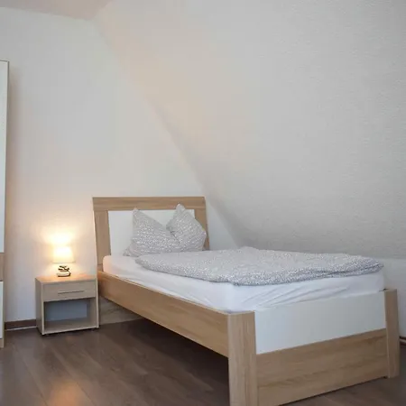 Apartment Gruppenhaus Bis 12 Personen Neuhausen (Baden-Wurttemberg)