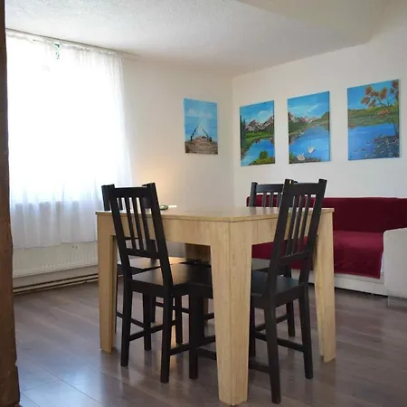 Apartment Gruppenhaus Bis 12 Personen