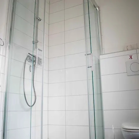 Gruppenhaus Bis 12 Personen شقة *